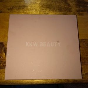 KKW Contour Palette - Medium
